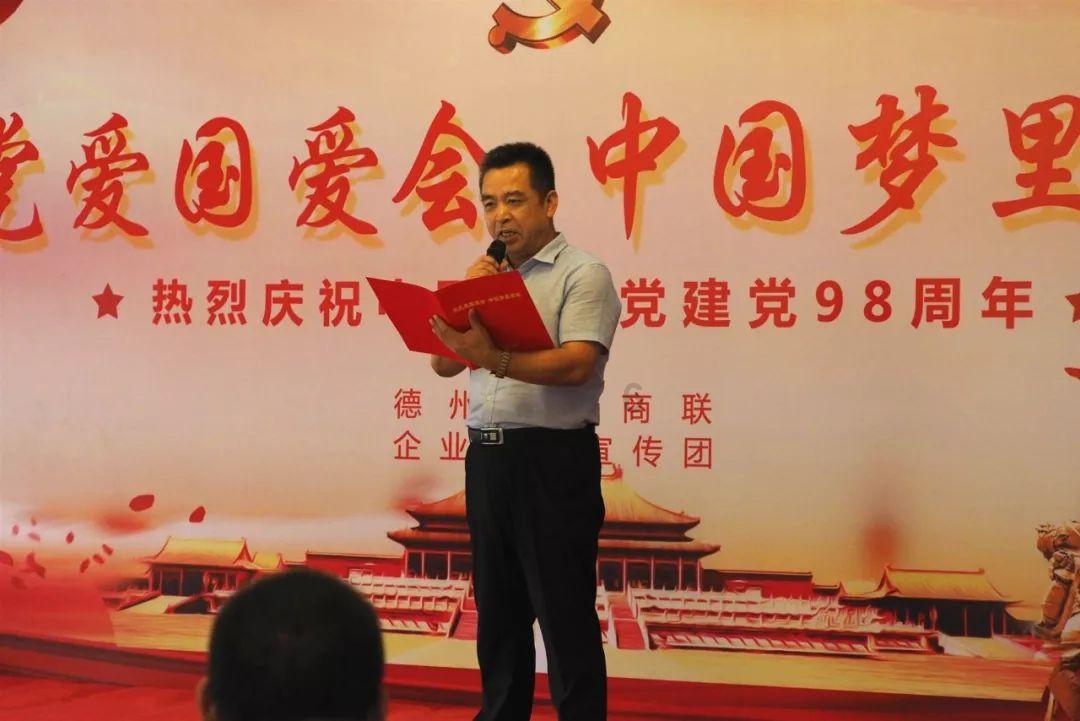 巴黎时装周明星生图：李现吴磊造型帅气